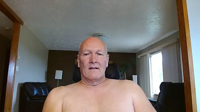 basicant (Ask my age) - dildo ride with a cumshot