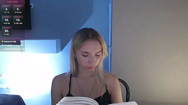 Emily_Hartt