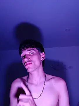 H3ll_B0Y_ webcam