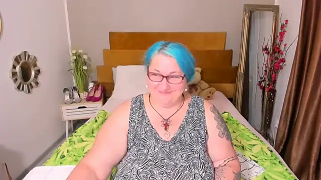 Sugarmommy_69X webcam