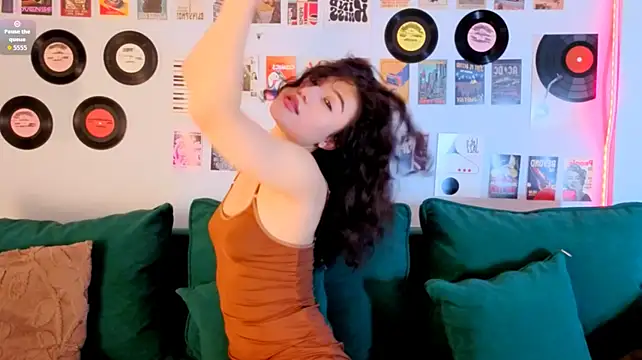 Maya_Rogerss webcam