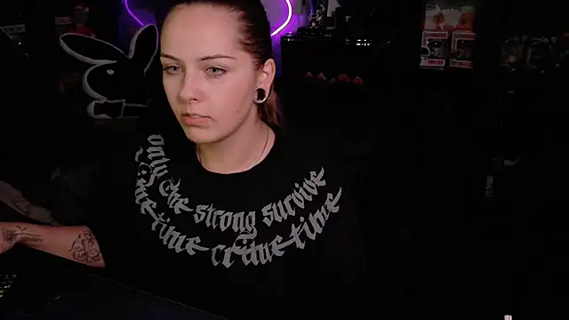 MaryPeach666 webcam