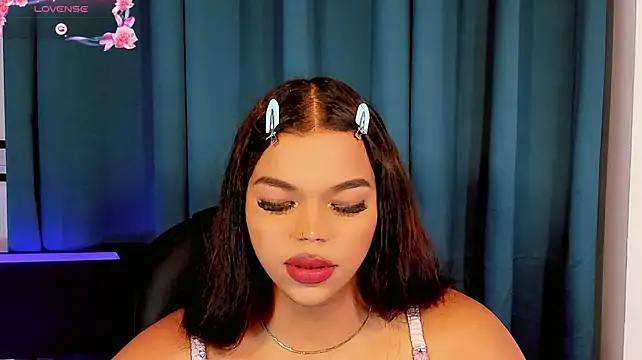 Keira_Fox31 webcam