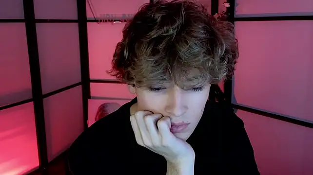 kevingarsiaa (M twink) - jerk off 5 min