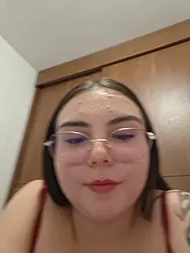 Julieth85_