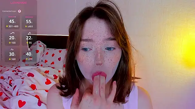 lexxxxxxi webcam