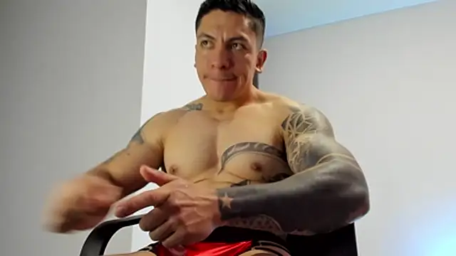 aquiles_51 (M young) - #bisexuals #brunettes #cam2cam #colombian #handjob #hd #masturbation #middle-priced-privates #muscular #oil-show #recordable-privates #small-audience #spanish-speaking #striptease #white #young