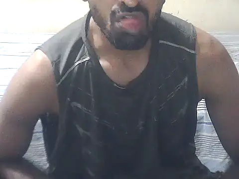 rocky_usa_18 (Ask my age) - Show my face