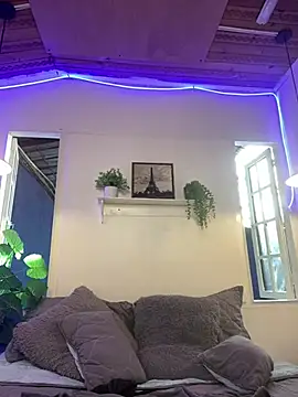 Andrea_secret_ webcam