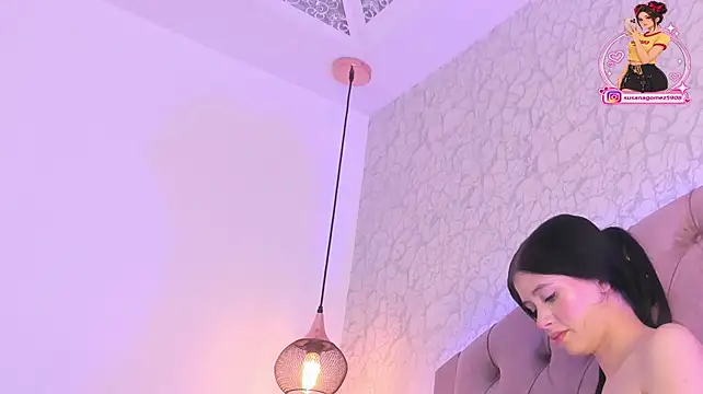 saraa_joness_ webcam