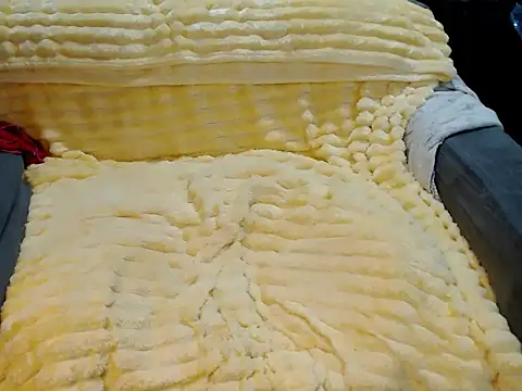 Trish_CurveCock webcam