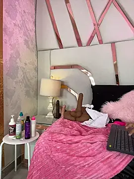 Mia_blackthorne webcam