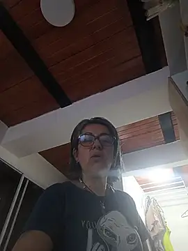 nocturnewhisper webcam