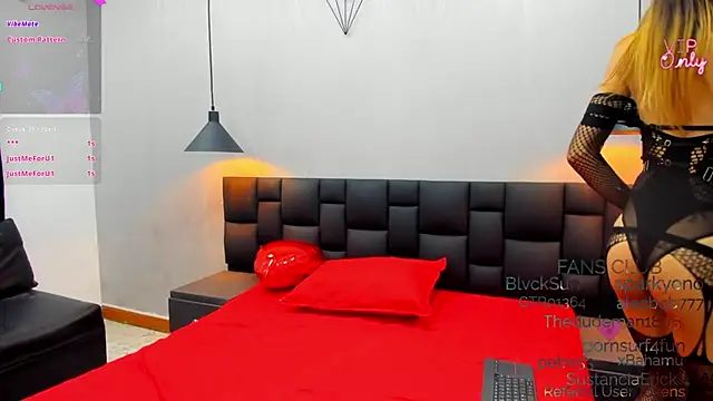 love_amor_ webcam