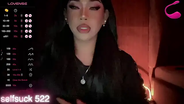 madam_agnes1 webcam