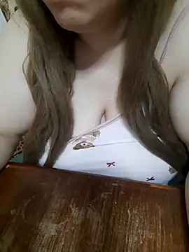 Madam_bezzzoul webcam