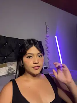 alisson_carolina73 webcam