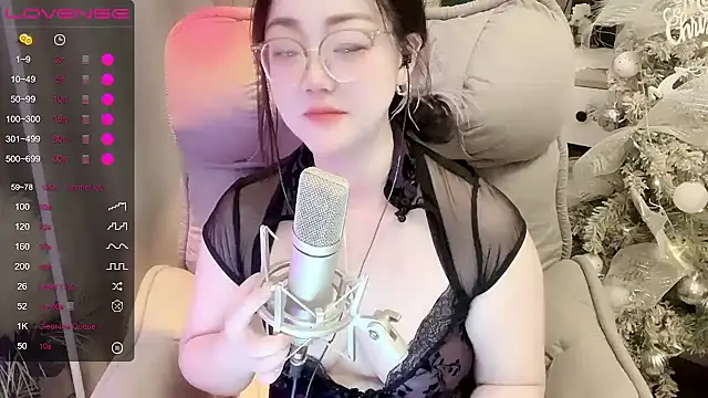 Monica-666888- webcam