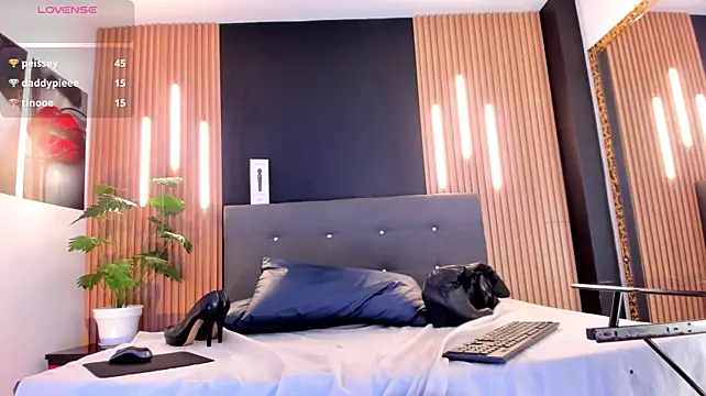 VickyJohnson1 live cam preview