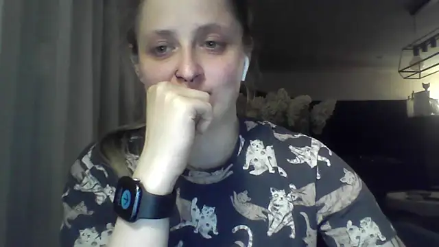 LeaWetGirl webcam