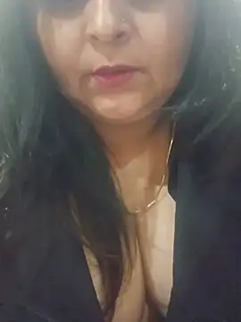branded-cupel (F milf) - SHOW BOOBS