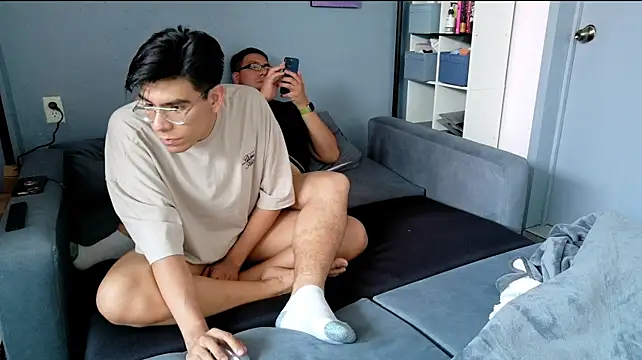 santana_falcon (M young) - Change the size of the dildo