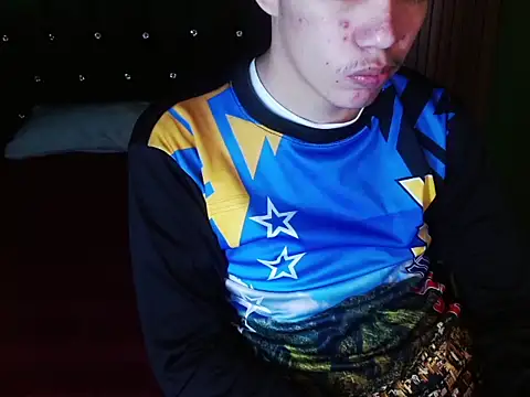 haku_nayro webcam