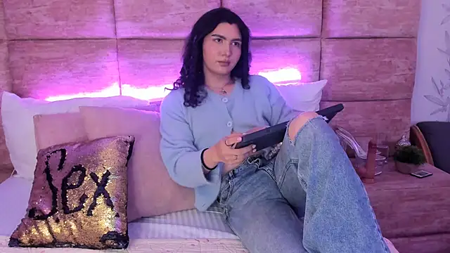NinaHille webcam