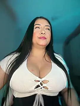 cami_ortiz__ webcam