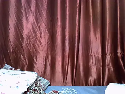swagg_rasta (F young) - 😘FUCK ME UNTIL I SQUIRT FOR YOU DADDY💦