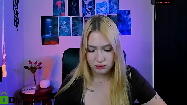playful_sophie webcam