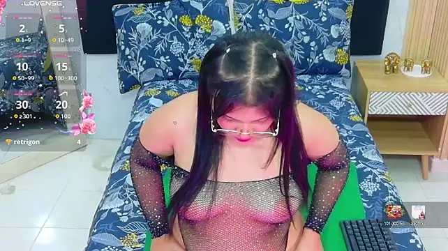 innocenthazel webcam