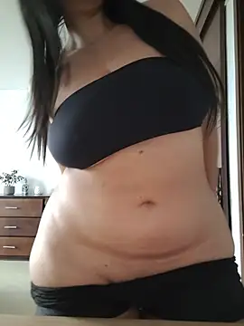 Yuli_x97 webcam