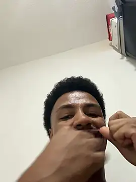 LorenzoBlack27 webcam