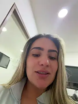 Miilana_ webcam