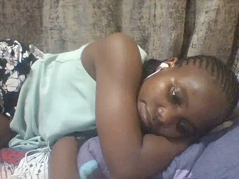tina_2030 webcam