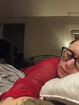 ladydivine14 webcam