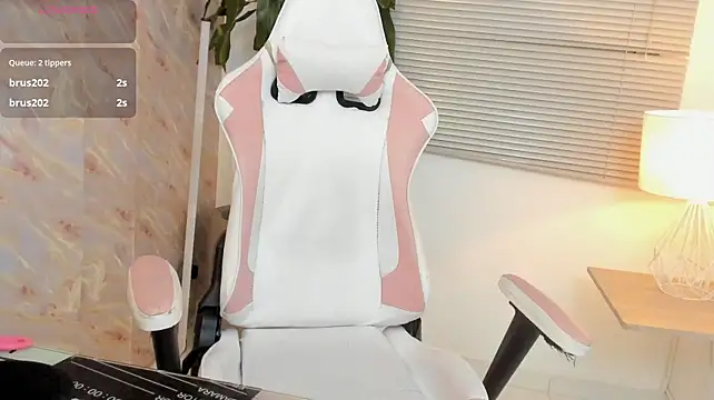 Littlee_Noemi webcam