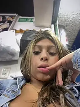 ValentinaKoch live cam preview