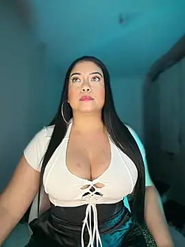 cami_ortiz__ webcam