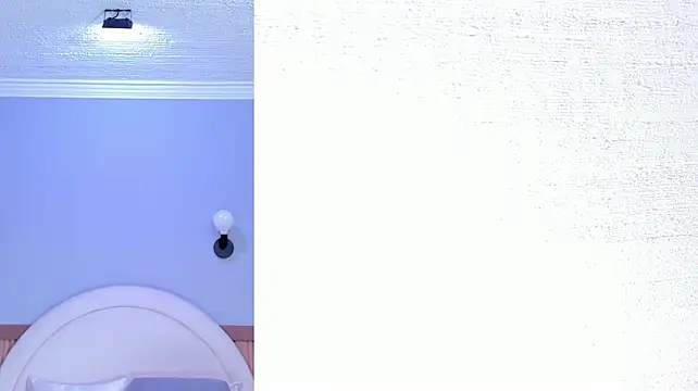 emilytowzen webcam