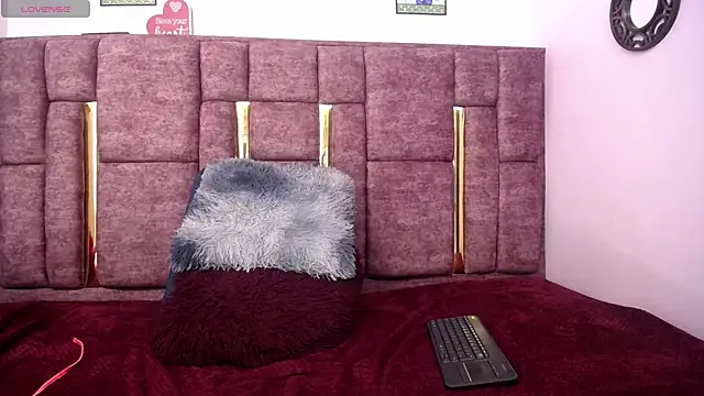 FRANCHESCA_LOVE_ webcam