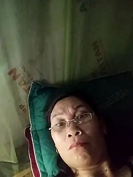 Alisa_x9x webcam