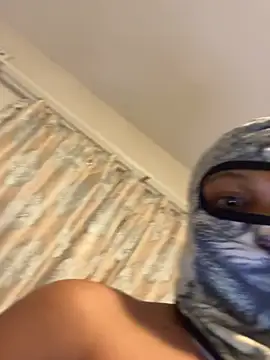 StupidNaturalPhatBooty_'s live cam