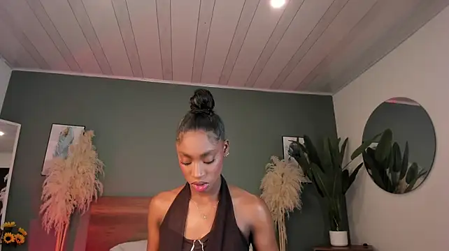 Zoe_Isler webcam