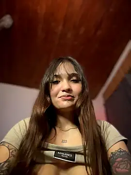 LunaXuan webcam