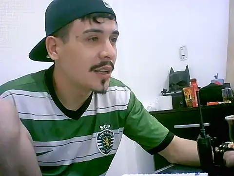 gauchopaulista24 (M young) - motrar a rola mole e dura e o pe o sacao