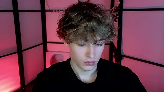 kevingarsiaa (M twink) - jerk off 5 min