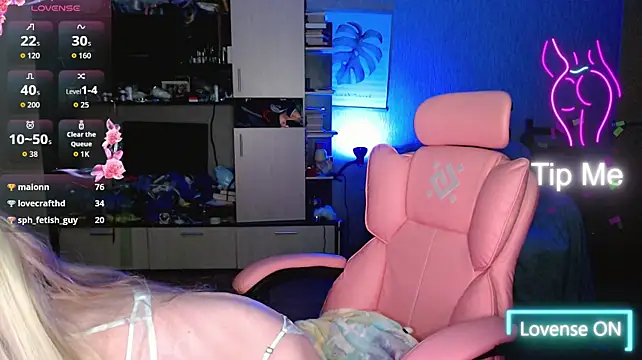 mischellemeow13