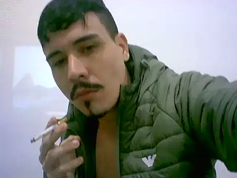 gauchopaulista24 (M young) - motrar a rola mole e dura e o pe o sacao